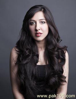 Yamina peerzada