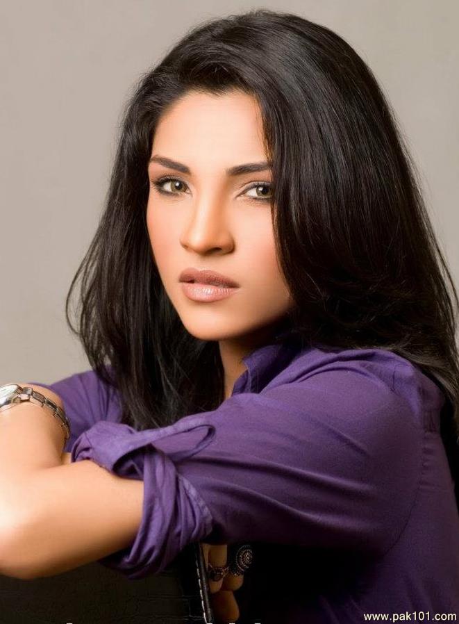 zhalay sarhadi