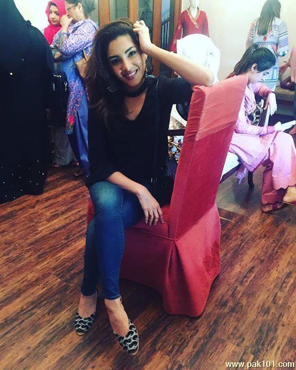 Zhalay Sarhadi -Pakistani Female Actress And Model Celebrity