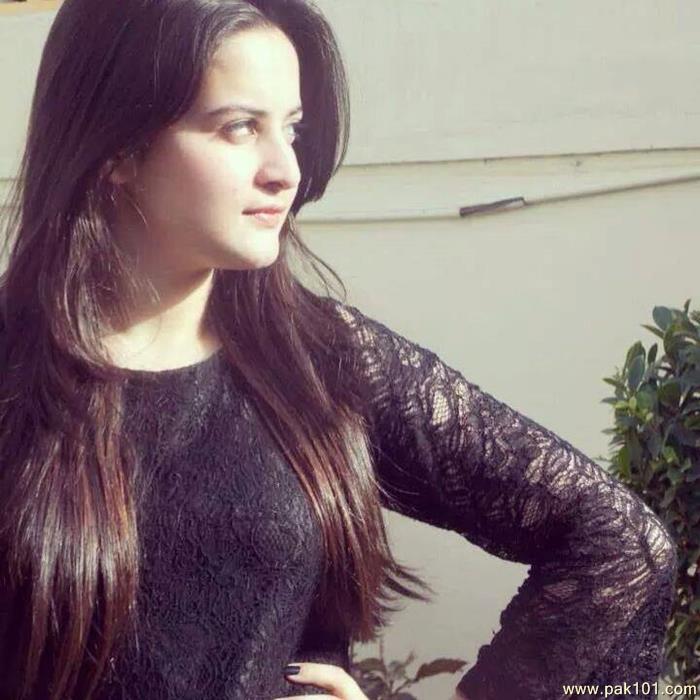 Aiman Khan -Pakistani Female Television Drama Actress Celebrity 
