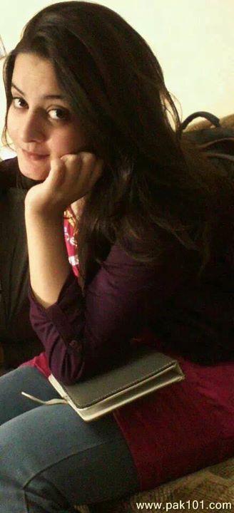 Aiman Khan -Pakistani Female Television Drama Actress Celebrity