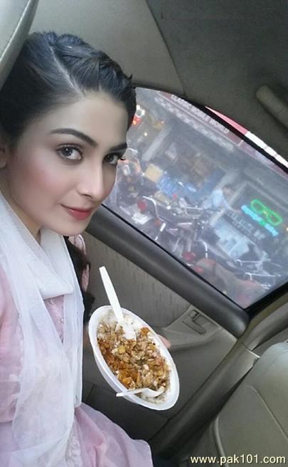 Ayeza Khan (Aiza)- Pakistani Female Television Actress Celebrity