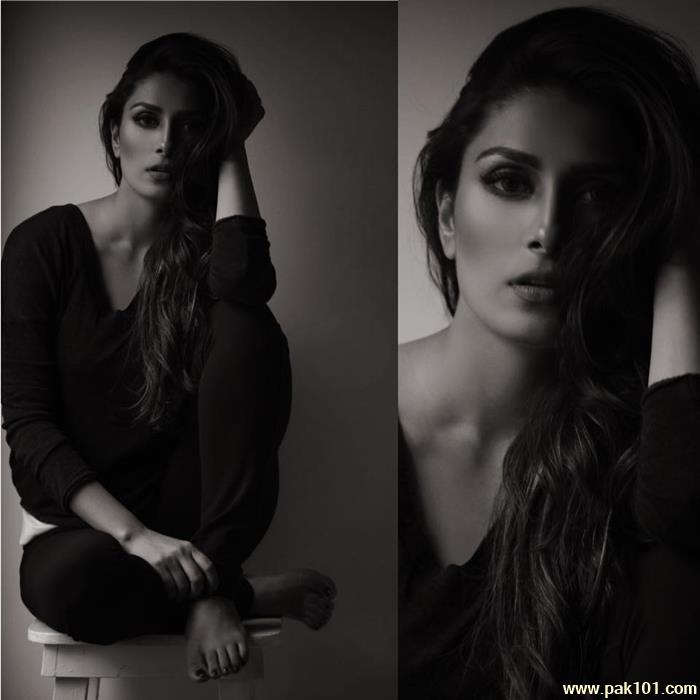 Ayeza Khan (Aiza)- Pakistani Female Television Actress Celebrity