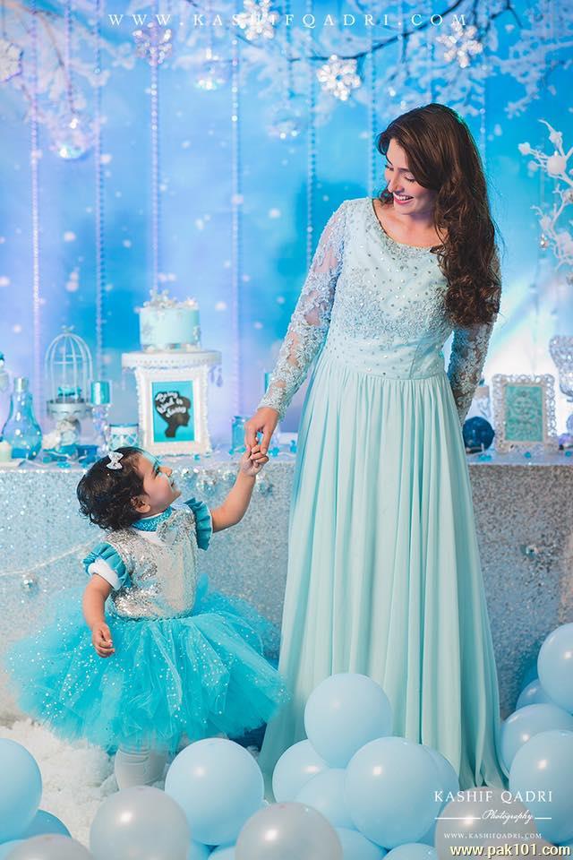 Ayeza Khan (Aiza)- Pakistani Female Television Actress Celebrity