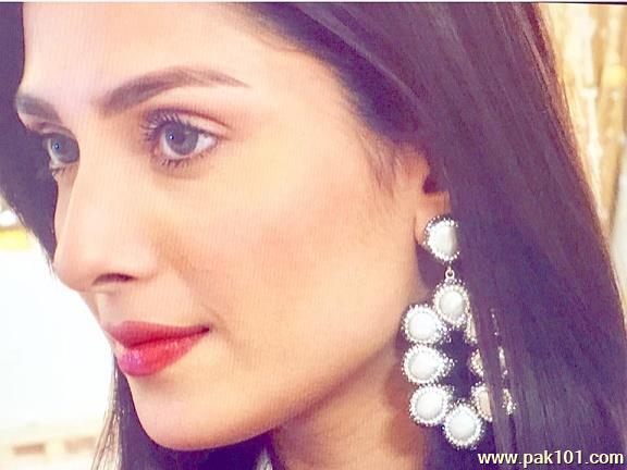 Ayeza Khan (Aiza)- Pakistani Female Television Actress Celebrity