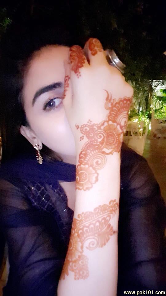 Anmol Baloch- Pakistani Television Drama Actress And Host Celebrity