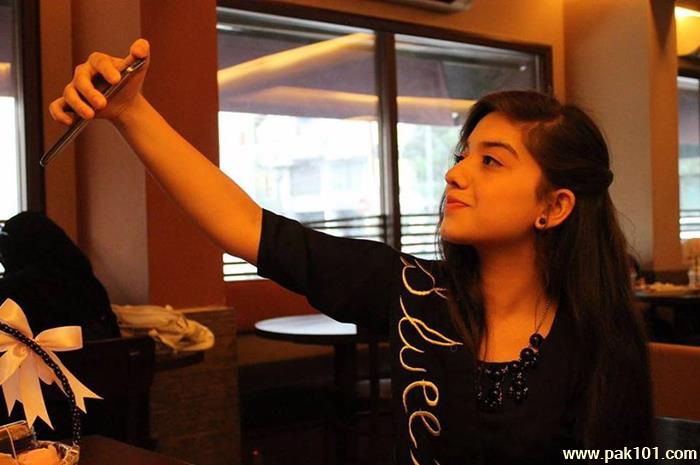 Arisha Razi Khan -Pakistani Television Actress Celebrity