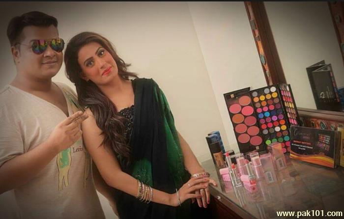 Arooba Khan -Pakistani Television Drama Actress Celebrity