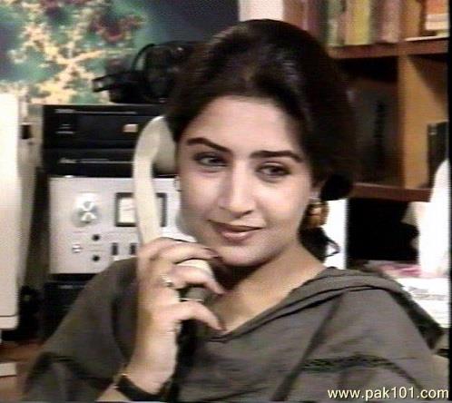 Atiqa Odho -Pakistani Female Television Actress Celebrity