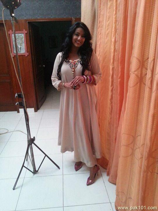 Ayesha Gul -Pakistani Female Television Drama Actress Celebrity