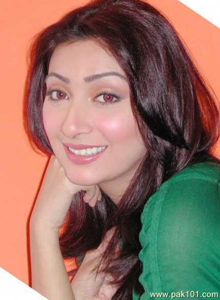 Ayesha Khan 