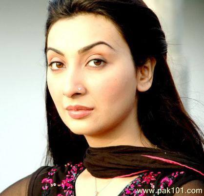 Ayesha Khan- Pakistani Female Television Actress Celebrity