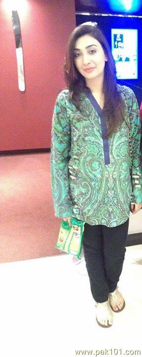 Ayesha Khan- Pakistani Female Television Actress Celebrity