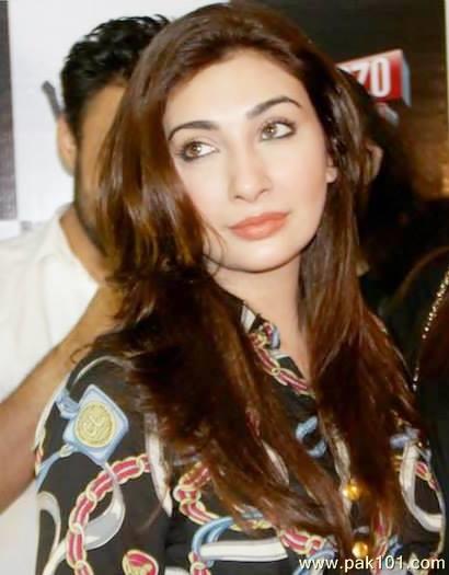 Ayesha Khan- Pakistani Female Television Actress Celebrity