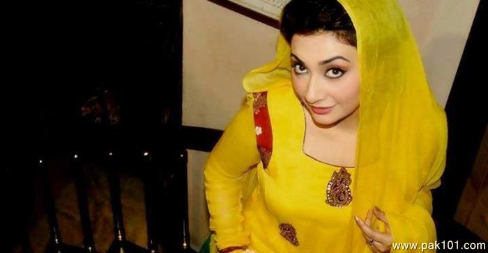 Ayesha Khan- Pakistani Female Television Actress Celebrity