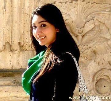 Ayesha Khan- Pakistani Female Television Actress Celebrity