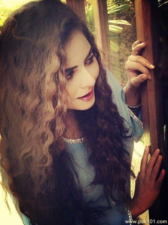 Beenish Chauhan -Pakistani Female Television Actress Celebrity