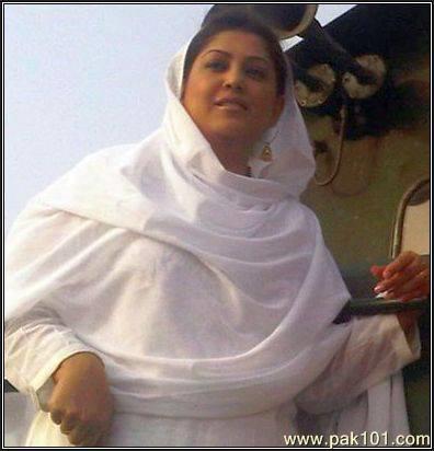 Fazila Qazi -Pakistani Television Artist And Host