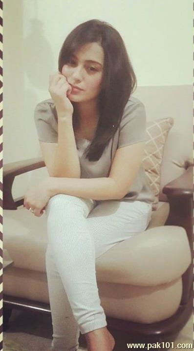 Iqra Aziz -Pakistani Female Television Actress Celebrity