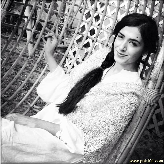 Mansha Pasha -Pakistani Female Television Actress Celebrity