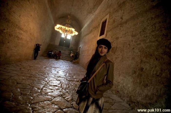 Mansha Pasha -Pakistani Female Television Actress Celebrity