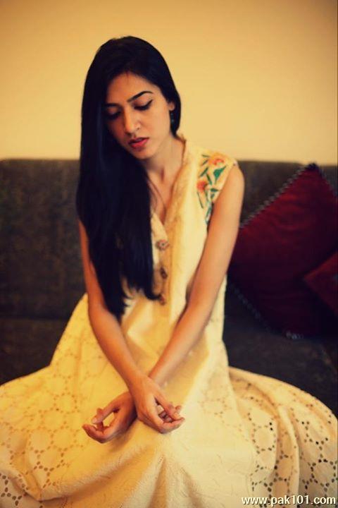 Mansha Pasha -Pakistani Female Television Actress Celebrity