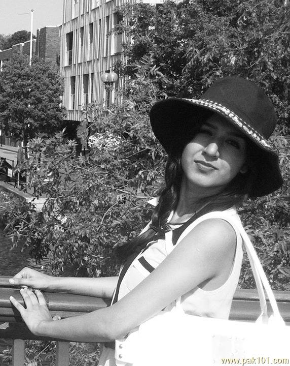 Mansha Pasha -Pakistani Female Television Actress Celebrity