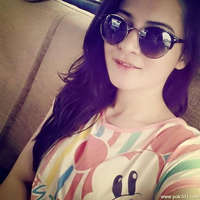 Minal Khan -Pakistani Television Female Actress Celebrity