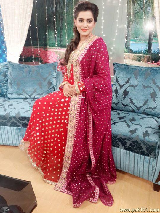 Nazia Malik- Pakistani Television Actress And Host Celebrity