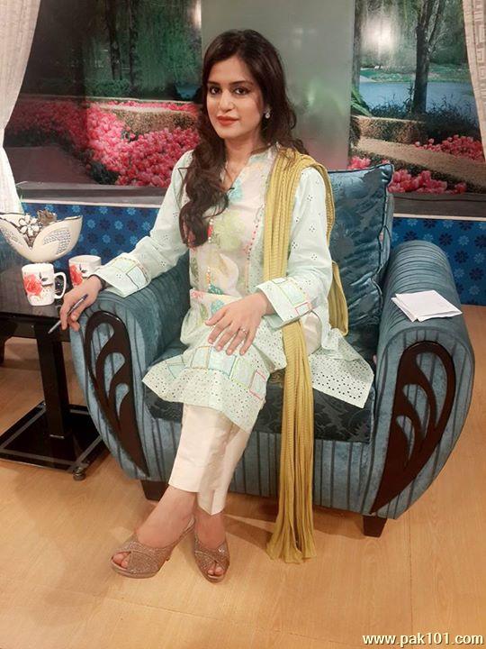 Nazia Malik- Pakistani Television Actress And Host Celebrity