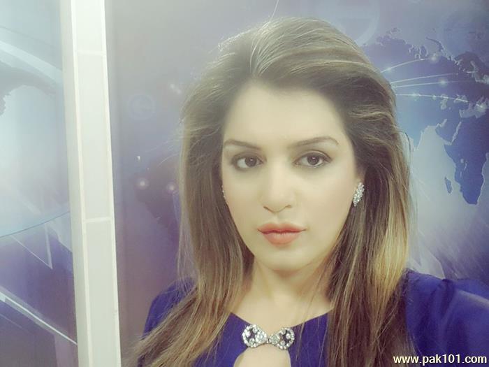 Nazia Malik- Pakistani Television Actress And Host Celebrity