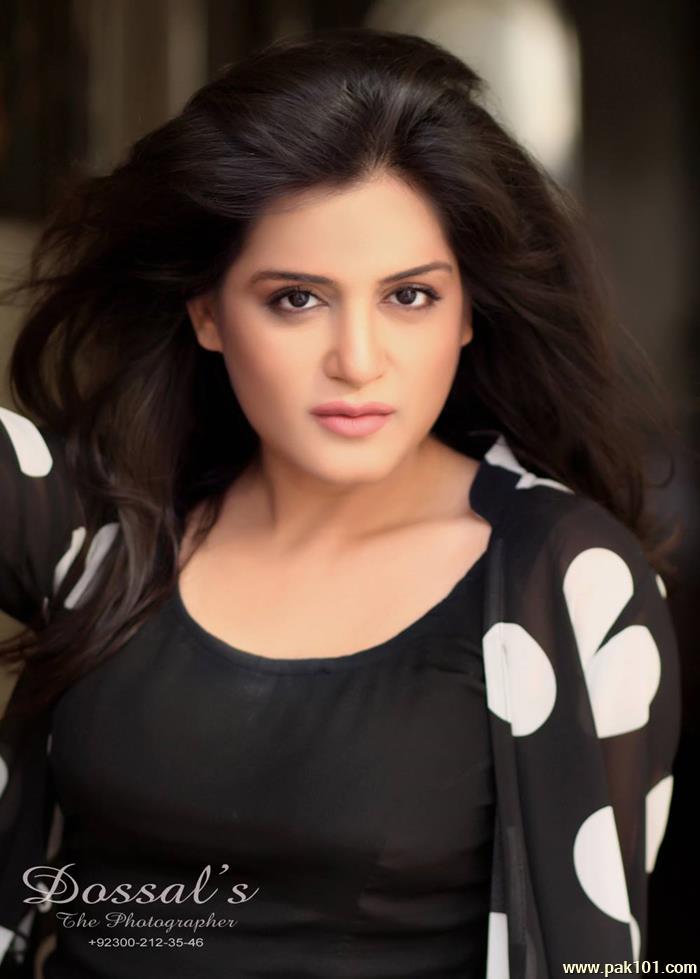 Nazia Malik- Pakistani Television Actress And Host Celebrity