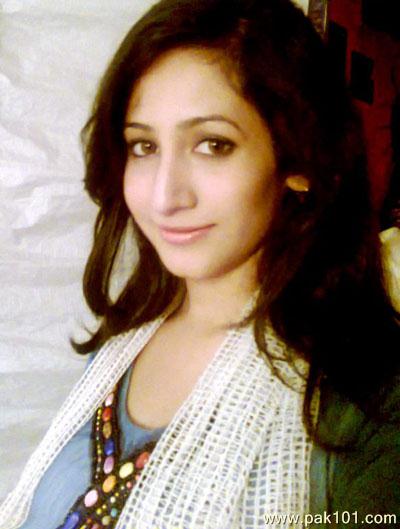 PARI HASHMI