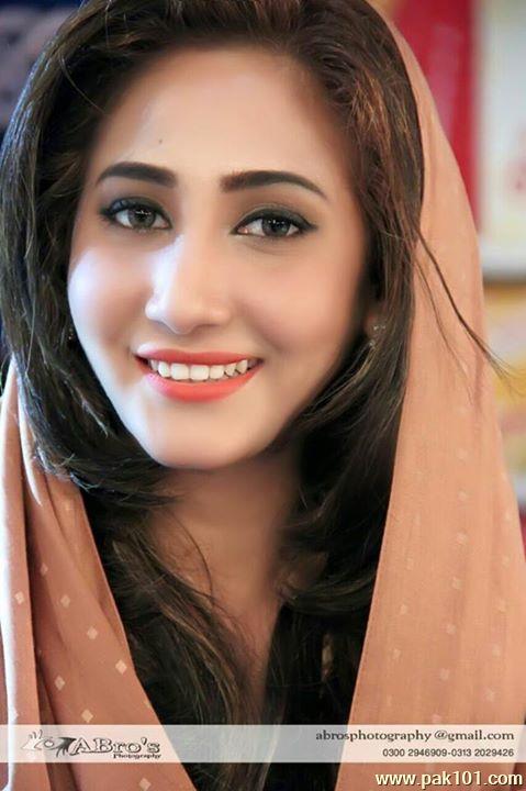 Pari Hashmi -Pakistani Television Drama Actress Celebrity