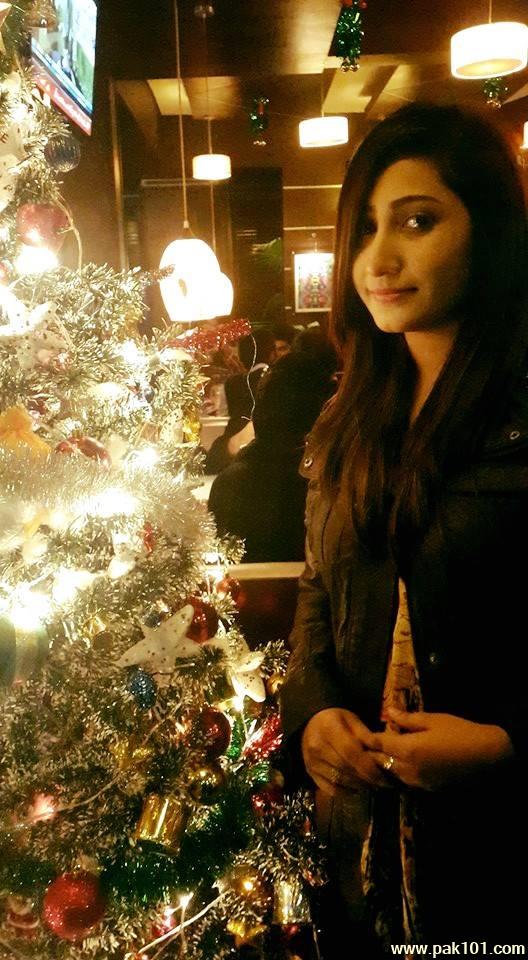 Pari Hashmi -Pakistani Television Drama Actress Celebrity