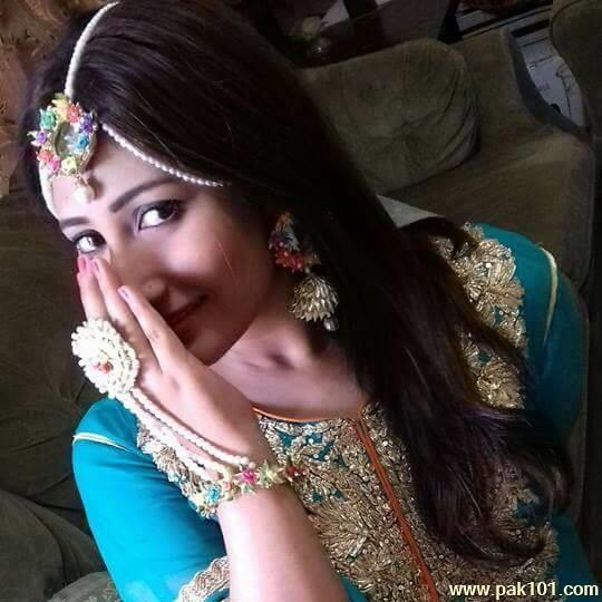 Pari Hashmi -Pakistani Television Drama Actress Celebrity