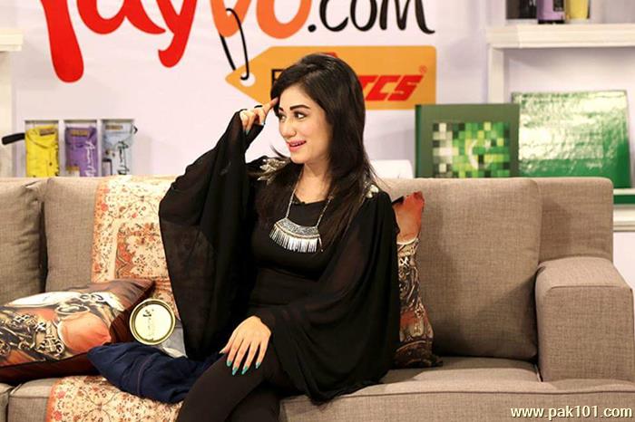 Riz Kamali -Pakistani Television Actress And Host Celebrity