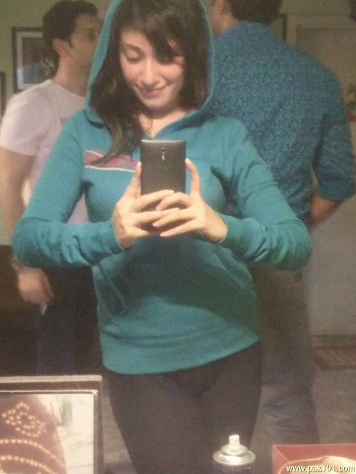 Riz Kamali -Pakistani Television Actress And Host Celebrity