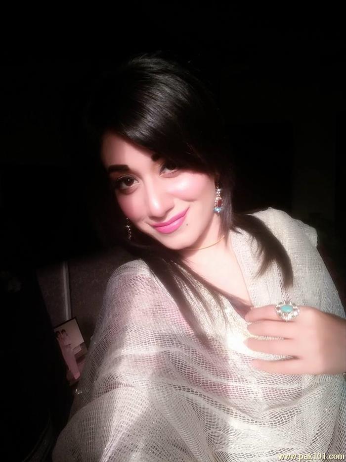 Riz Kamali -Pakistani Television Actress And Host Celebrity