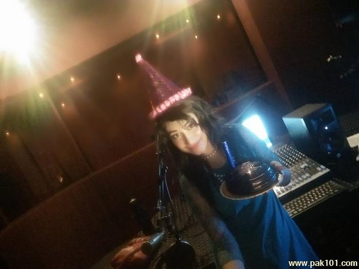 Riz Kamali -Pakistani Television Actress And Host Celebrity