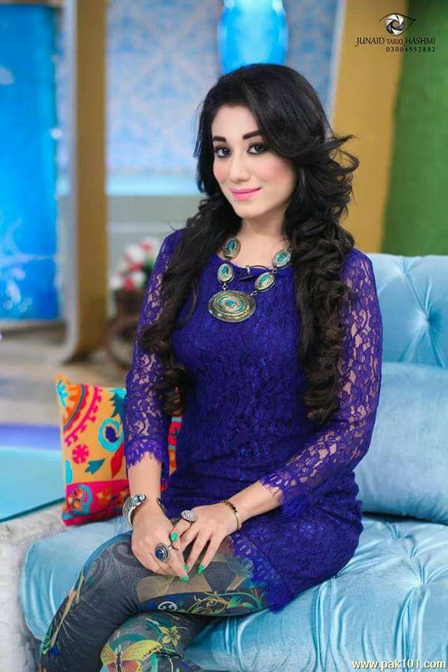 Riz Kamali -Pakistani Television Actress And Host Celebrity