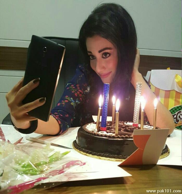 Riz Kamali -Pakistani Television Actress And Host Celebrity