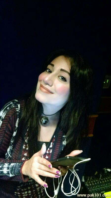 Riz Kamali -Pakistani Television Actress And Host Celebrity