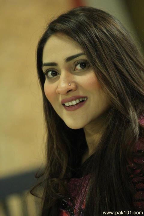 Sana Askari- Pakistani TV Drama Actress Celebrity