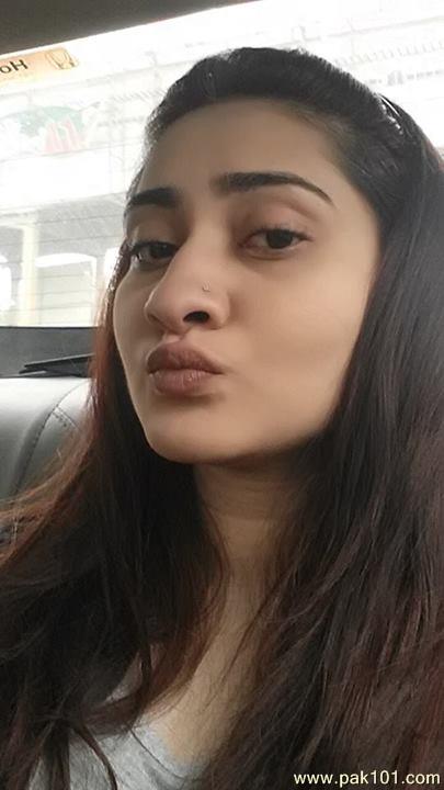 Sana Askari- Pakistani TV Drama Actress Celebrity