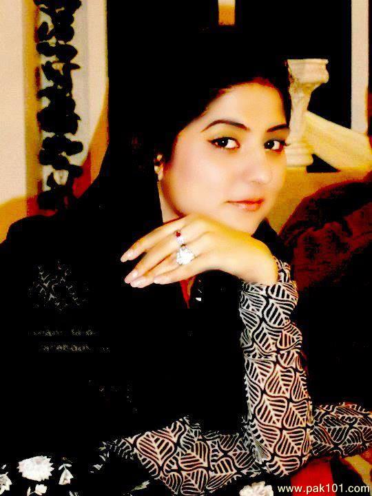 Sanam Baloch -Pakistani Female Television Actress Celebrity