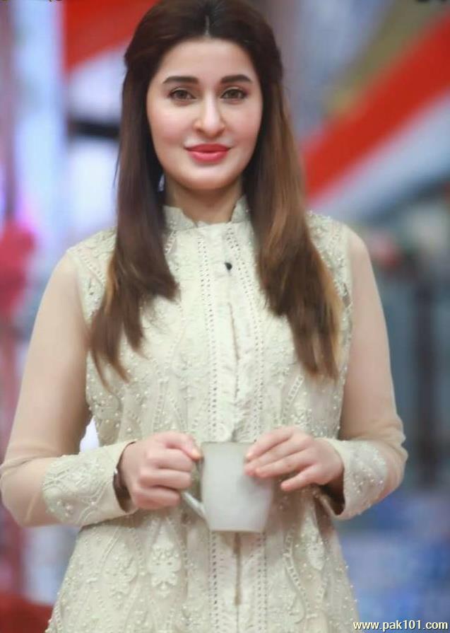 Shaista Wahidi -Pakistani Television Actress And Host Celebrity