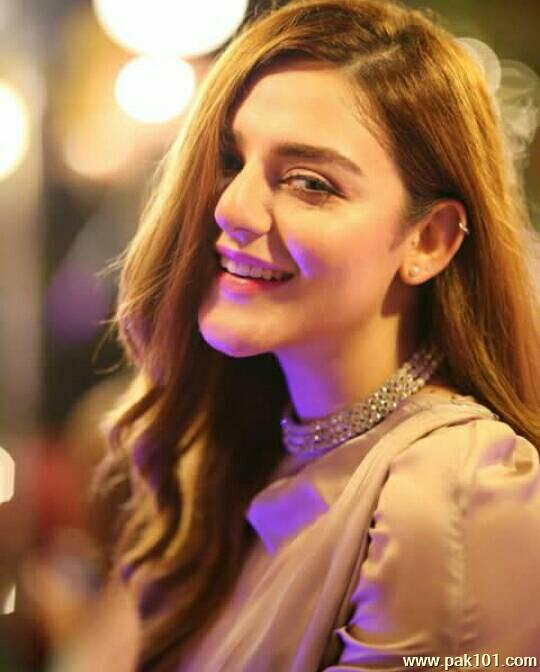 Shazeal Shoukat -Pakistani Television Actress And Fashion Model Celebrity