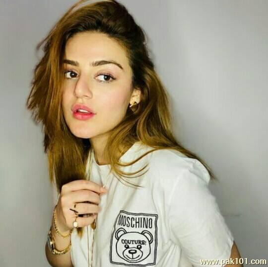 Shazeal Shoukat -Pakistani Television Actress And Fashion Model Celebrity