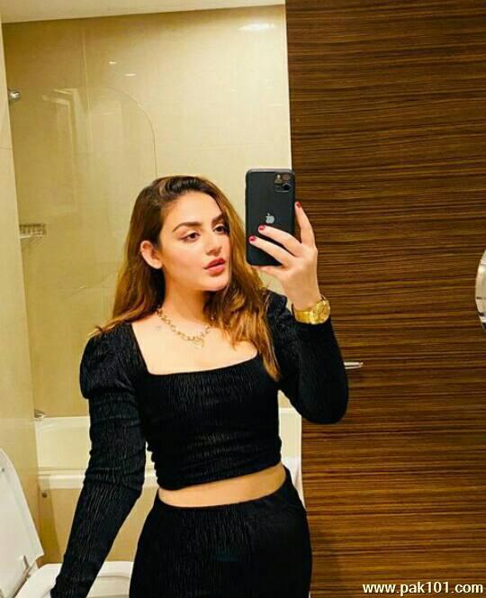 Shazeal Shoukat -Pakistani Television Actress And Fashion Model Celebrity